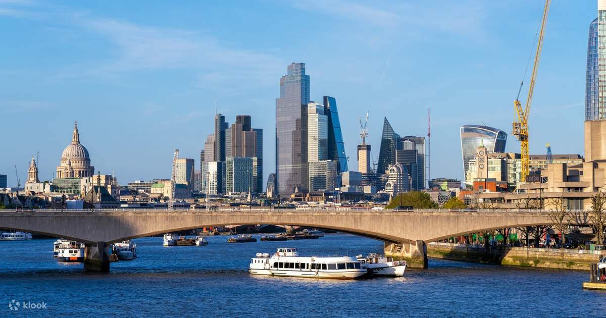 Unveil London's Royal Splendor and Historic Landmarks: A Captivating